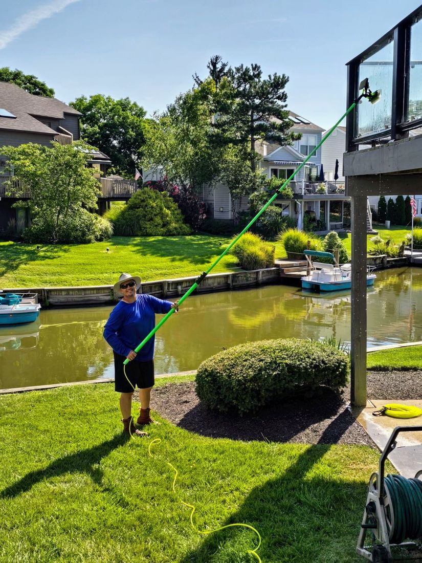 Down to Earth window cleaning on a lakefront property in Greater Cincinnati, Ohio